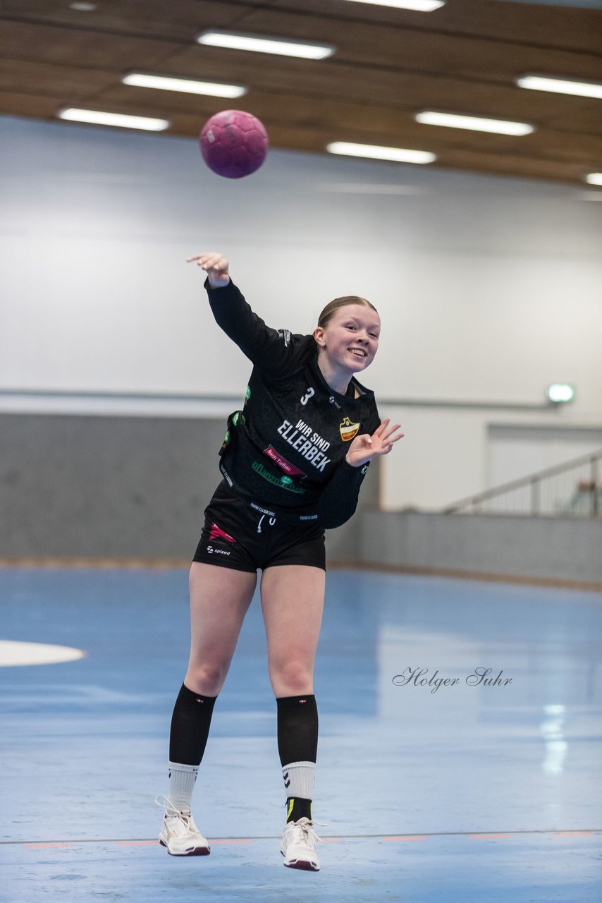 Bild 251 - wBJ TSV Ellerbek - TSV Uetersen : Ergebnis: 15:10